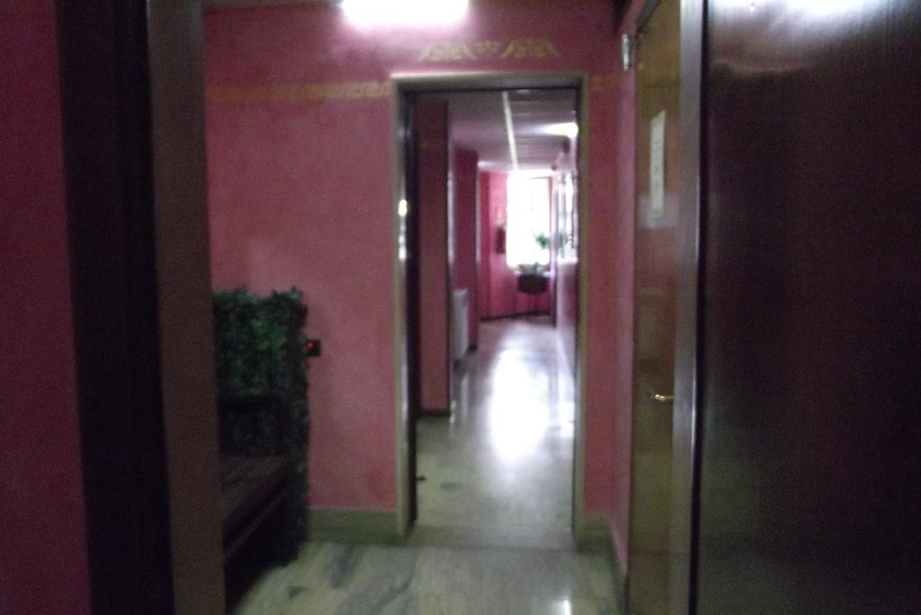 פיזונייה Hotel Total מראה חיצוני תמונה